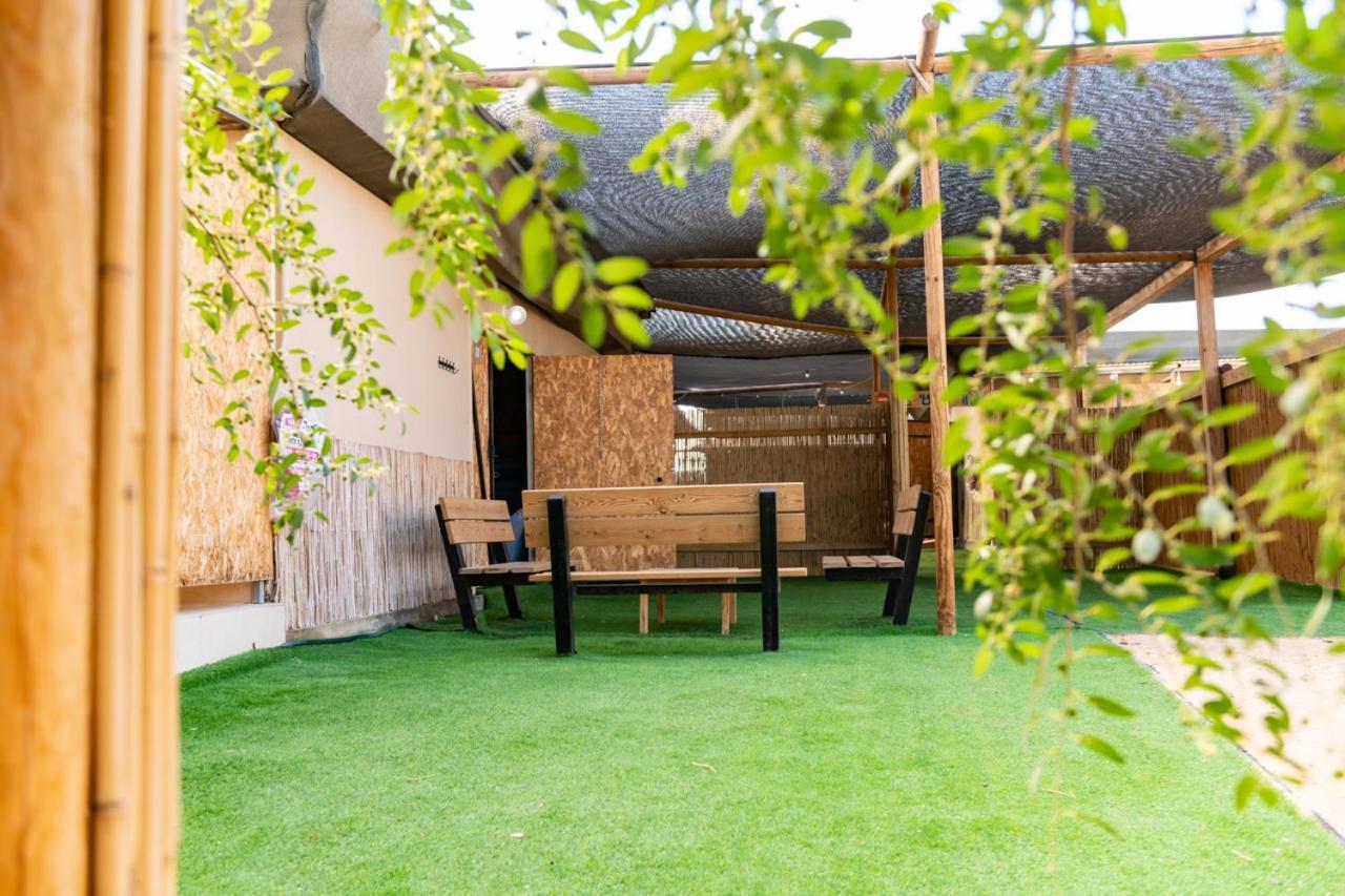 Ras Hasita Glamping Hazeva